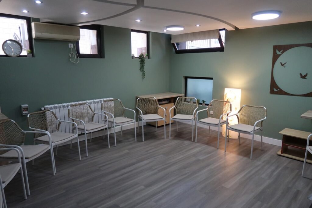 cabinetul-grup-cedru